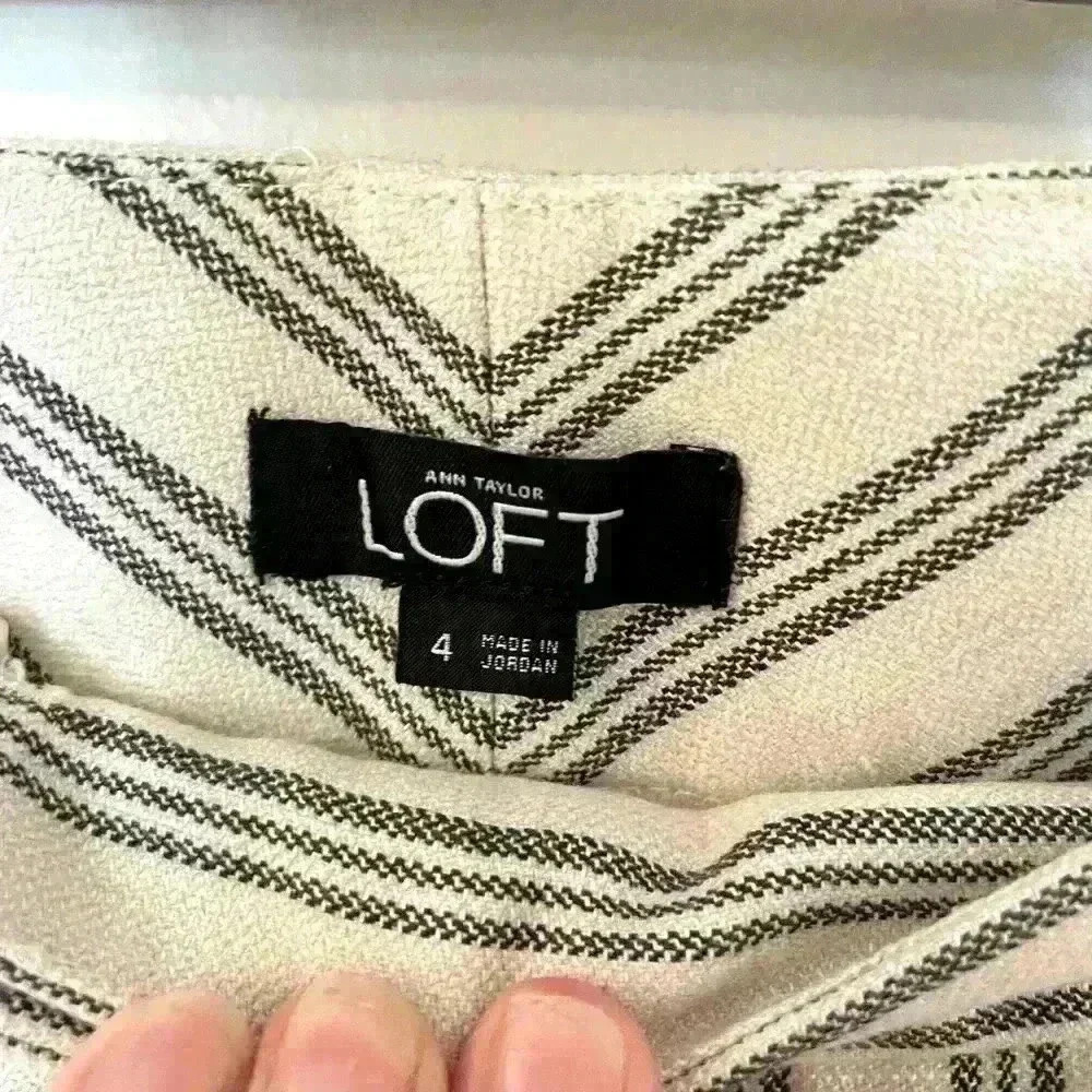 LOFT Blue and Off White Trouser Pants, Size 4 - Picture 4 of 6